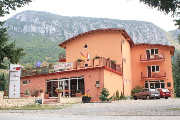 Hotel Pensiune Safrane (Baie Herculane)